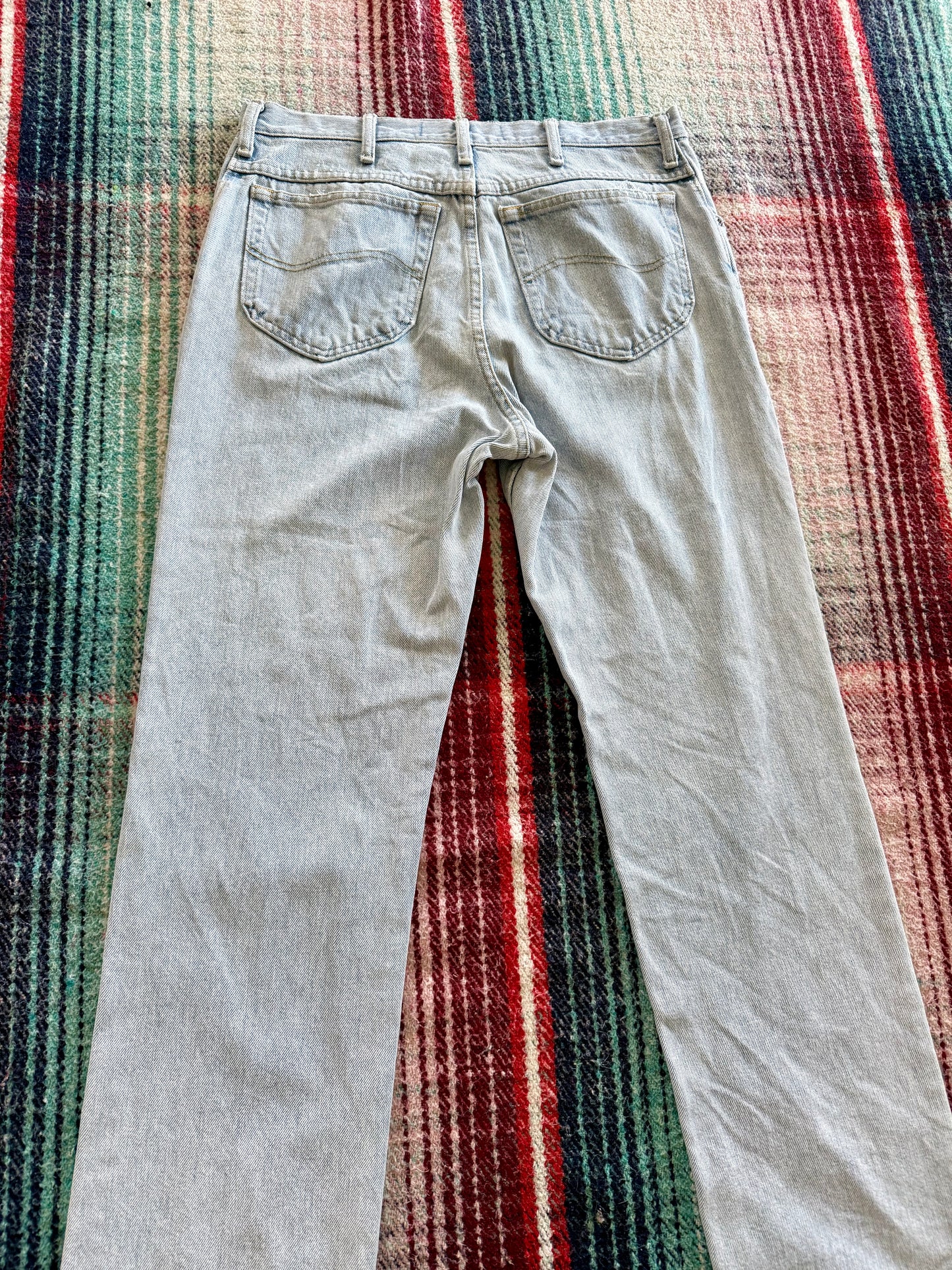 90s Lee Straight Fit Light Wash Jeans 33x32