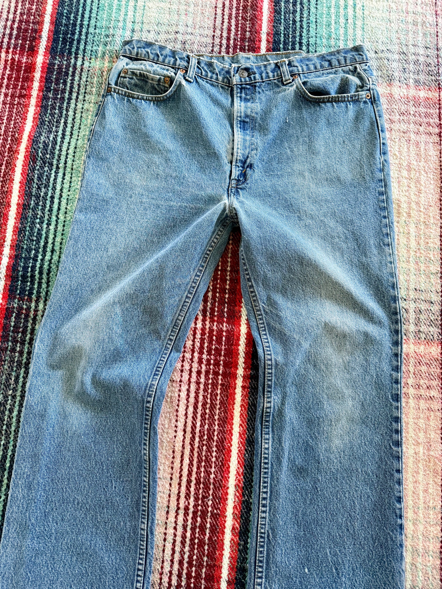 80s Levi’s 517 Light Wash Bootcut Jeans 36x32