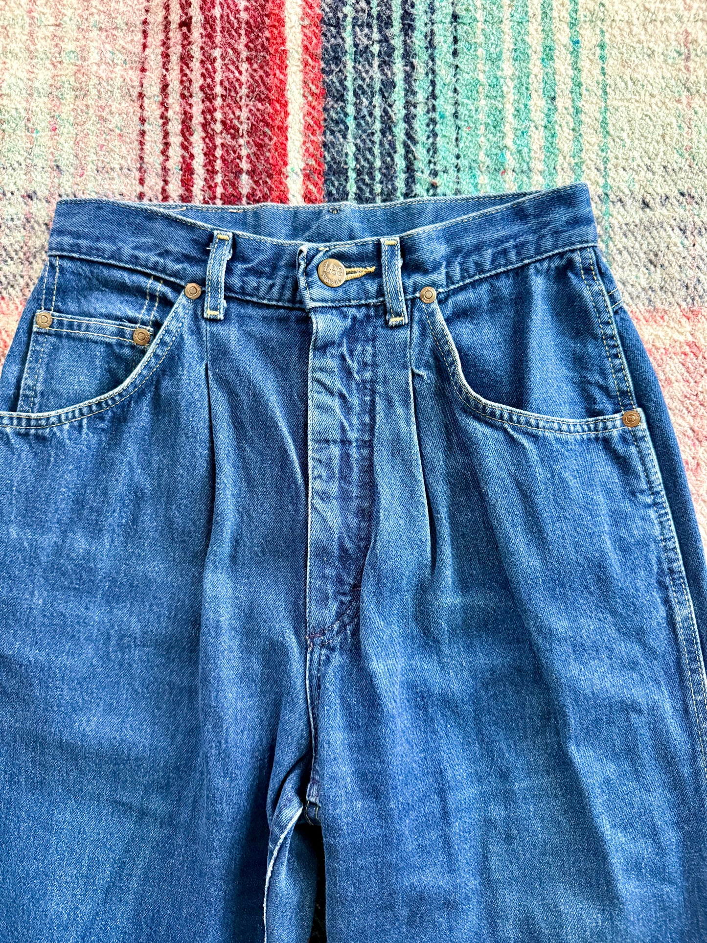 70s Lee Pleated Tapered Medium Wash Jeans 25x29