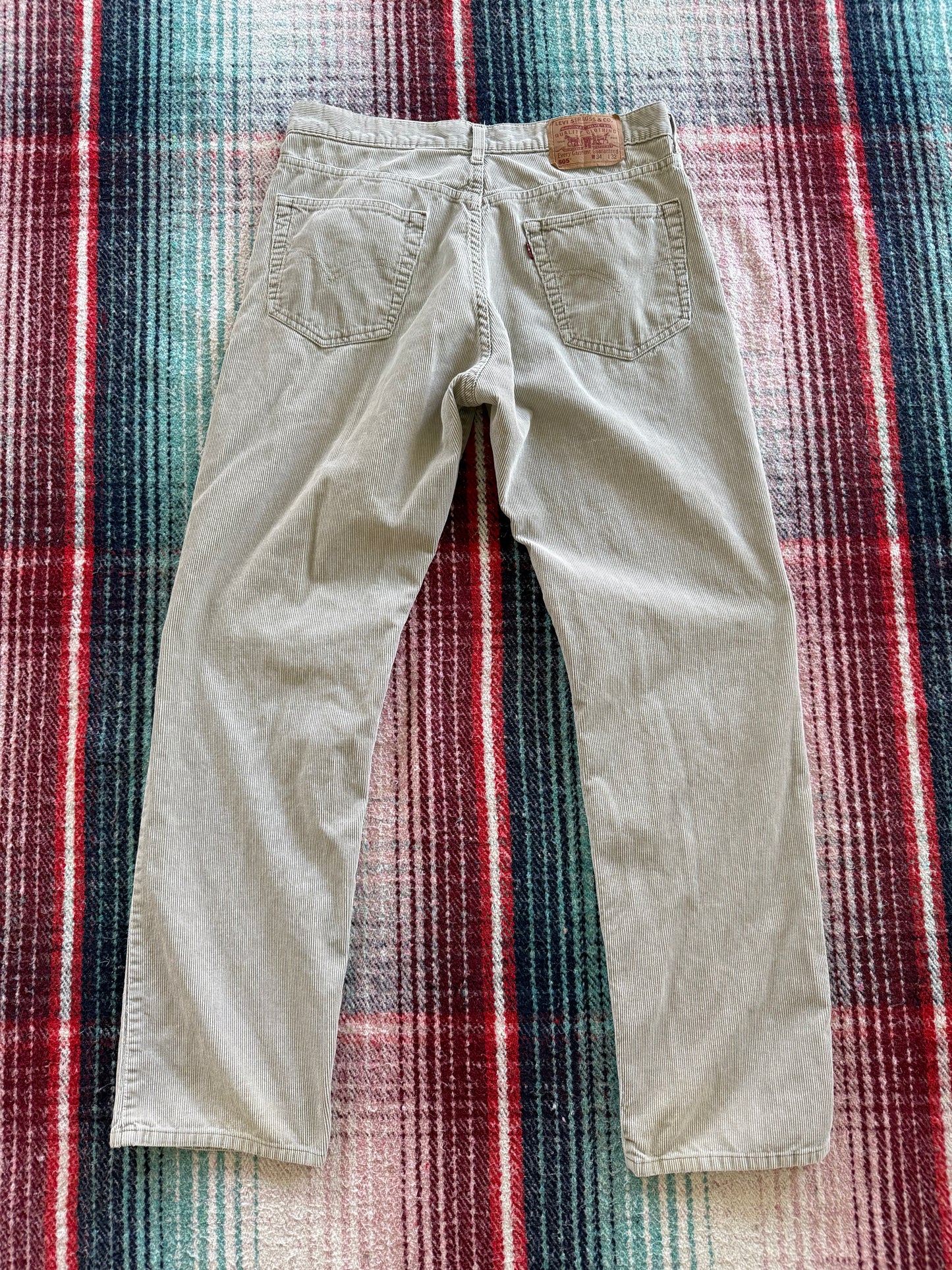 90s Levi’s 505 Beige Corduroy Pants 33x32