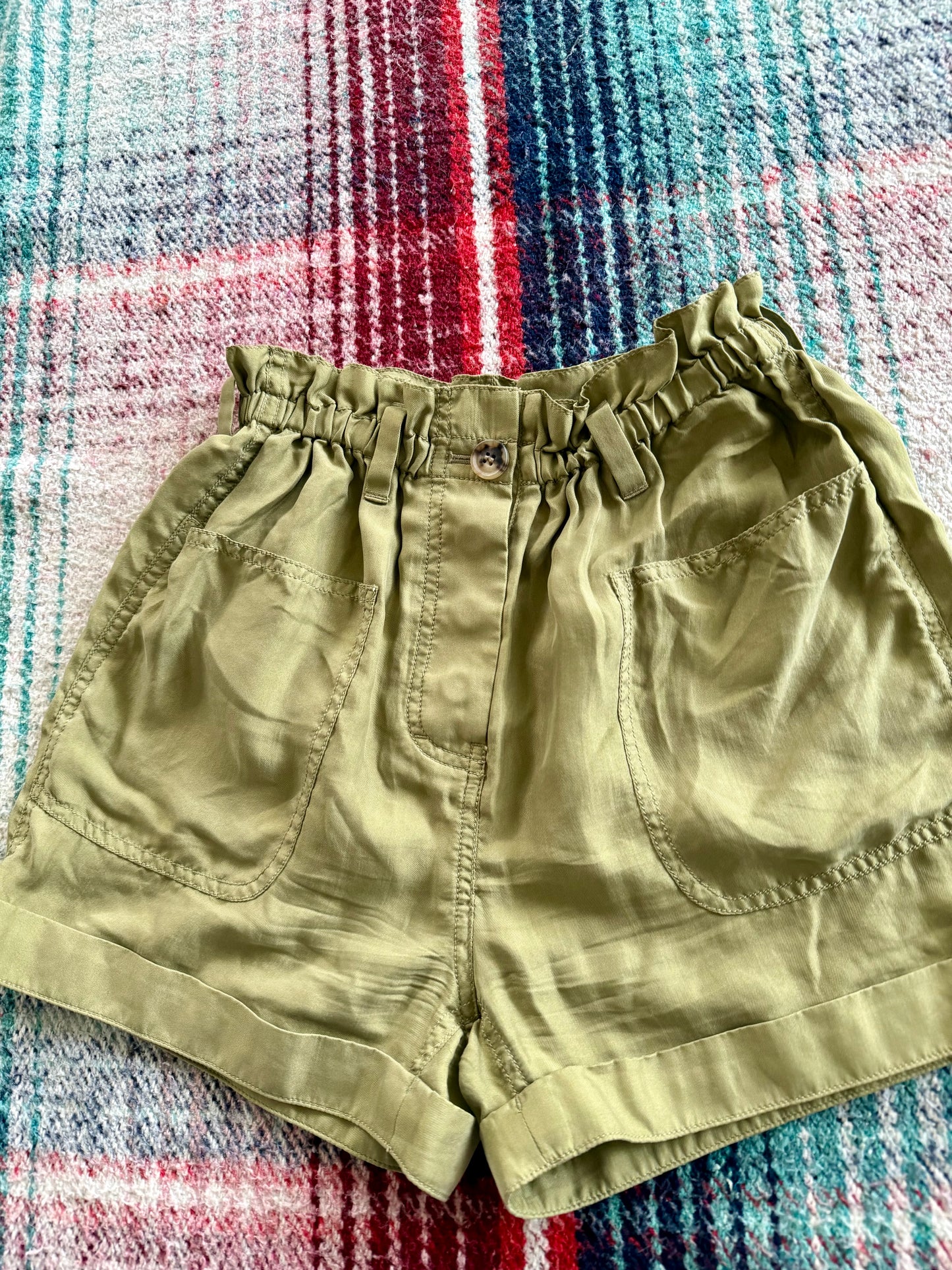 Unsubscribed Green Linen Shorts