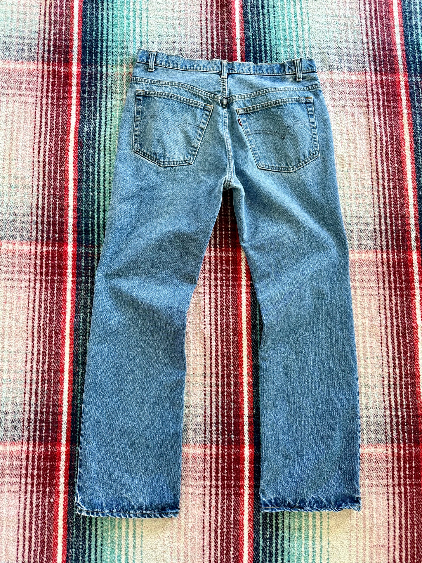 80s Levi’s 517 Light Wash Bootcut Jeans 36x32