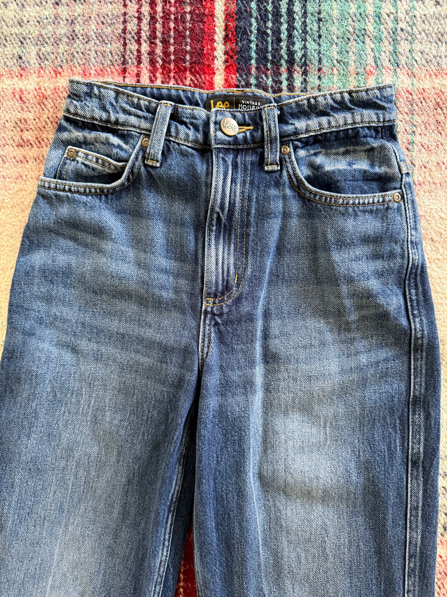 00s Lee Reproduction Buckle-Back Tapered Jeans 25x29
