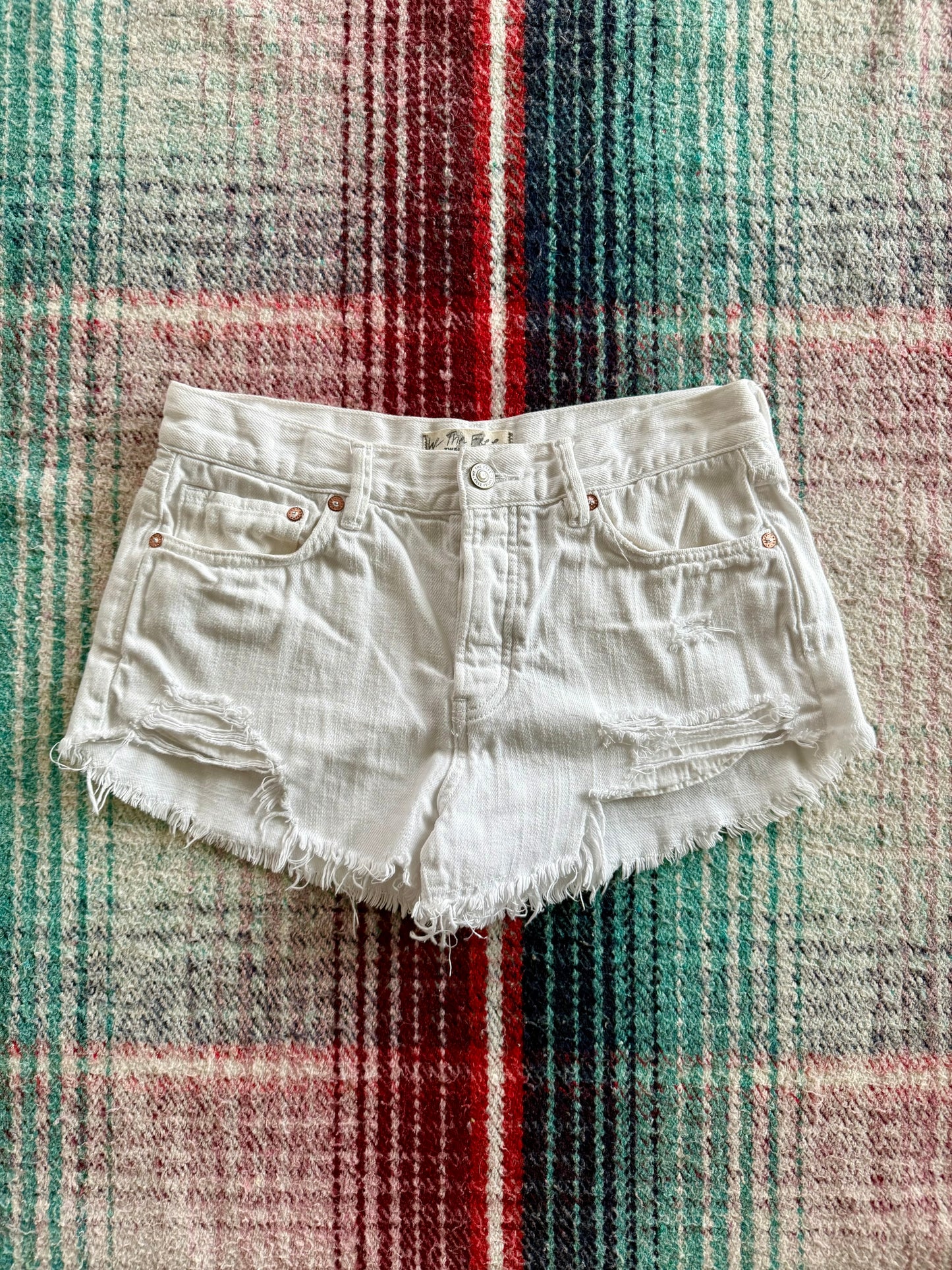 Free People White Distressed Shorts 26