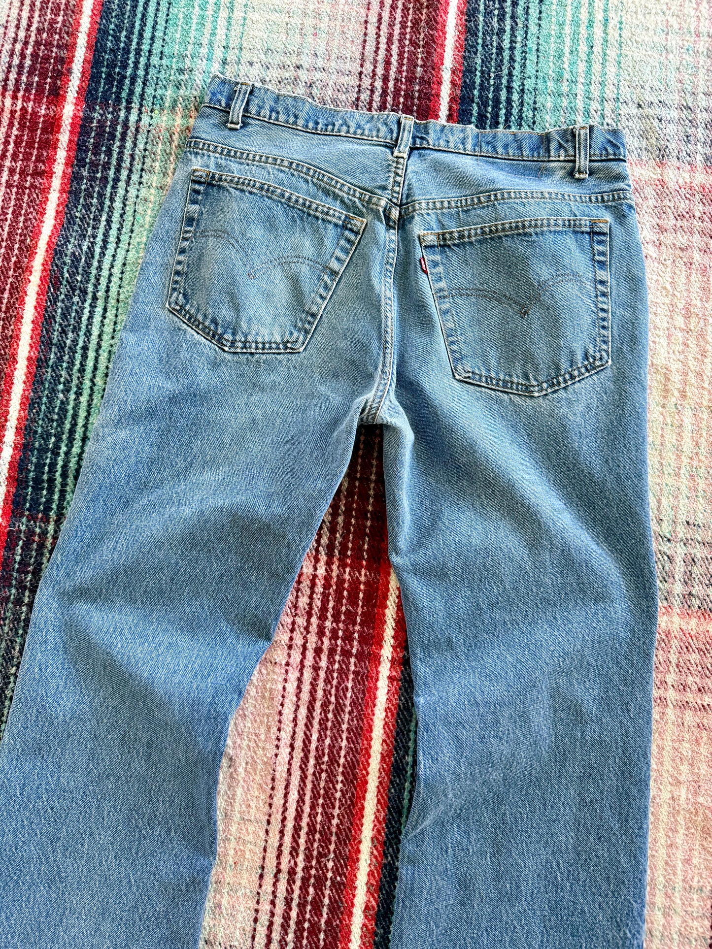 80s Levi’s 517 Light Wash Bootcut Jeans 36x32