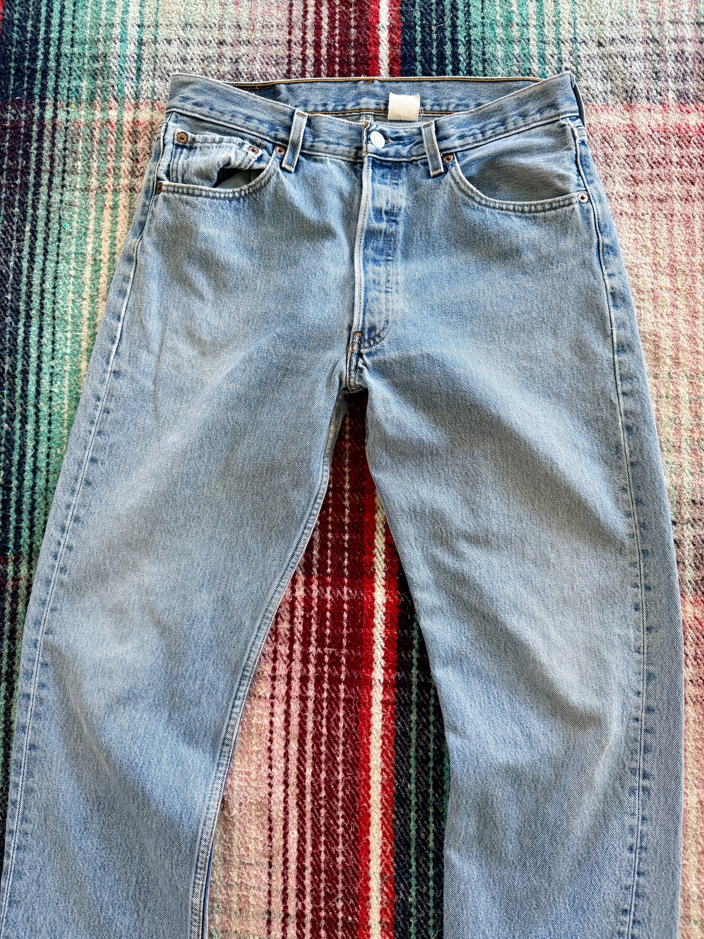 00s Levi’s 501s Light Wash 32x30