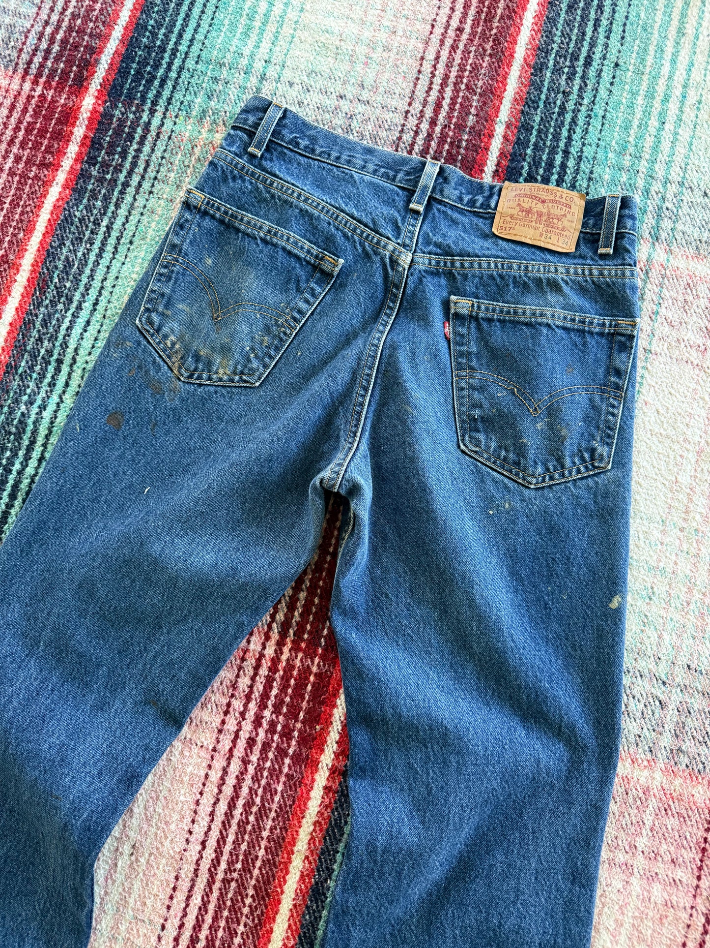 00s Distressed Levi’s 517 Bootcut 34x34