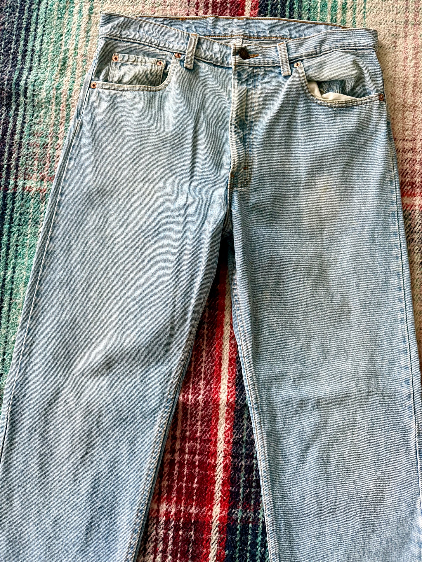 90s Levi’s 505 Light Wash Distressed Jeans 35x33