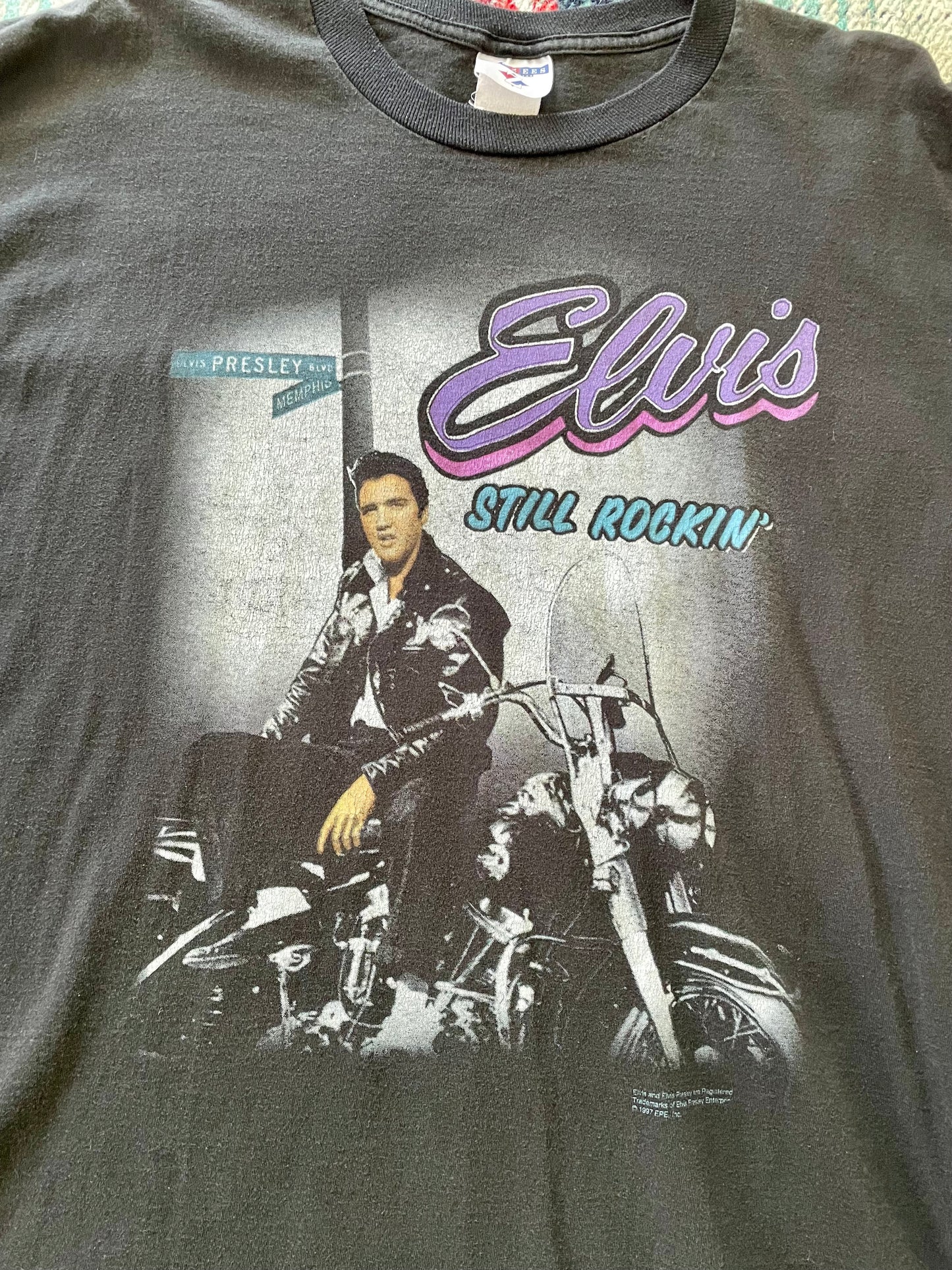 00s Elvis Presley “Still Rockin’” T-Shirt XXL
