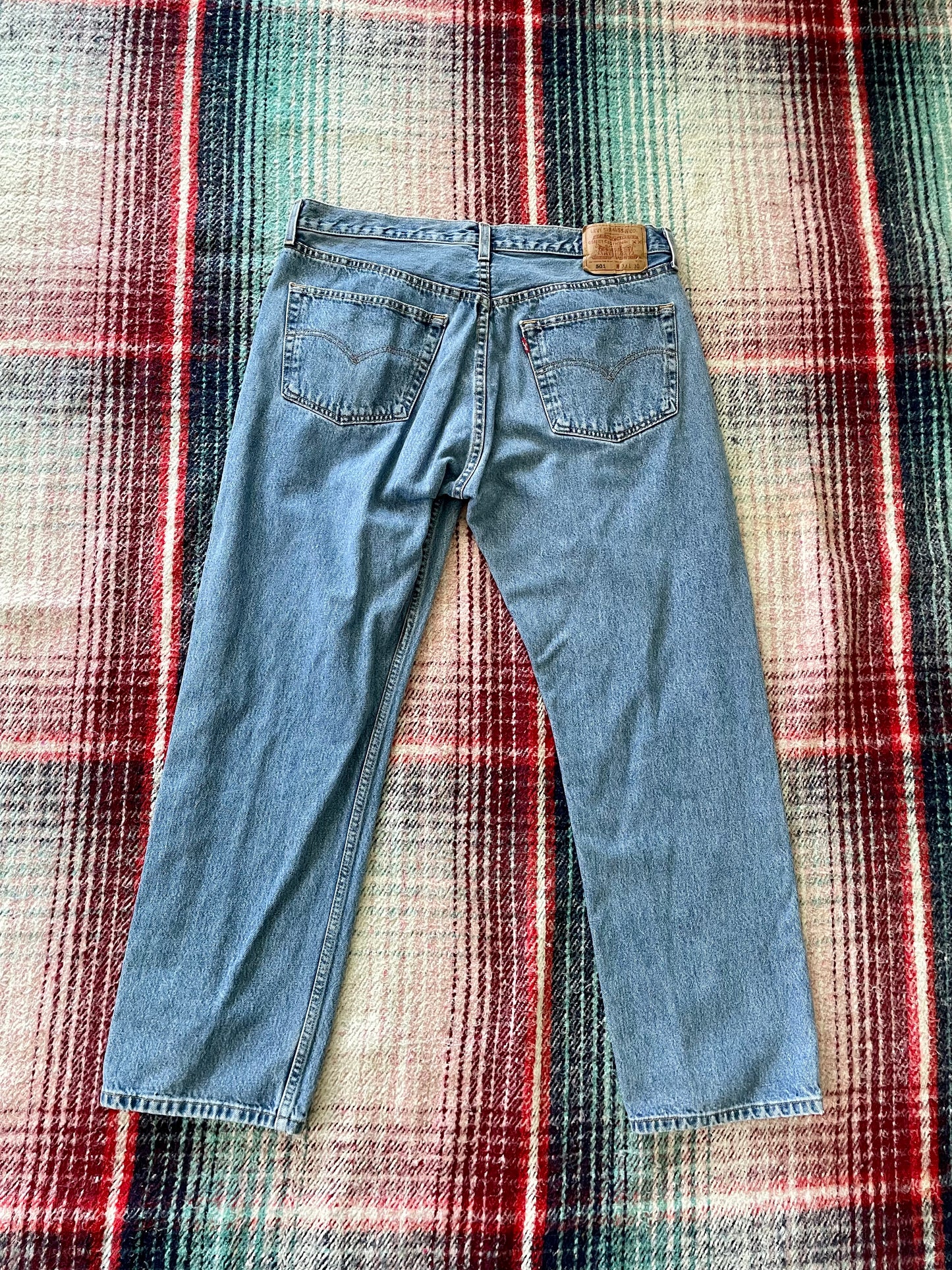 00s Levi’s 501 Straight Fit Jeans 35x29