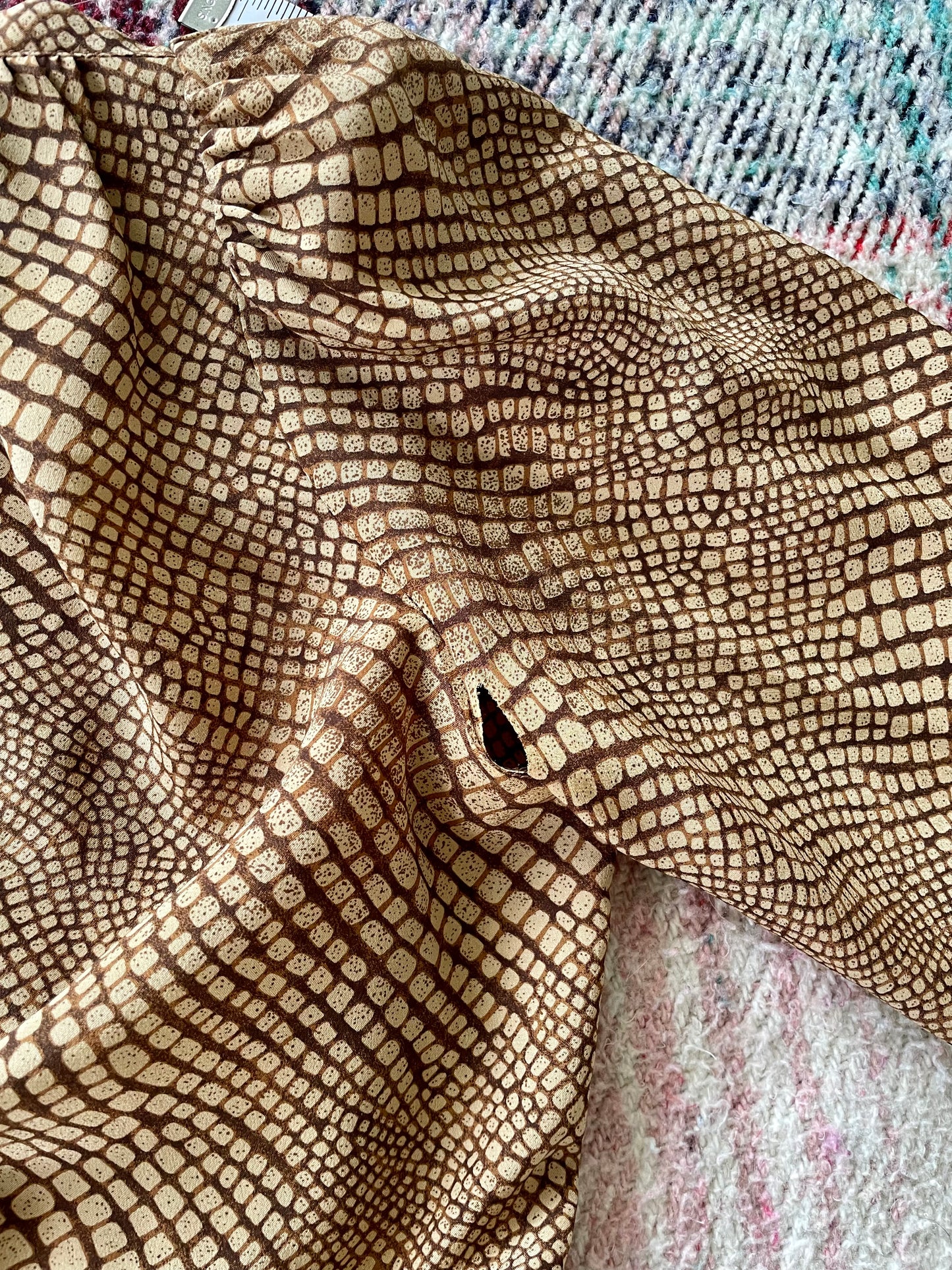 70s Castioni Silk Gold Snake Print Cropped Blouse M